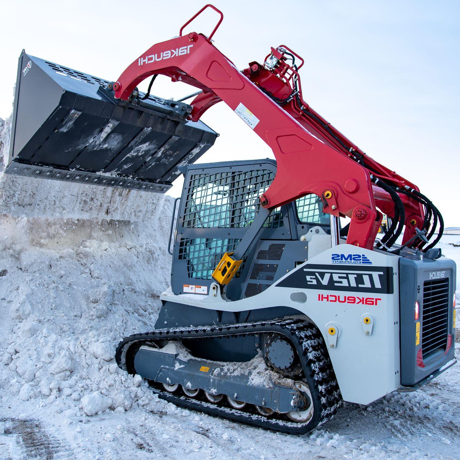 Les chargeuses à chenilles Takeuchi constituent des options exceptionnelles pour les applications hivernales